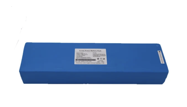 Battery M4 max